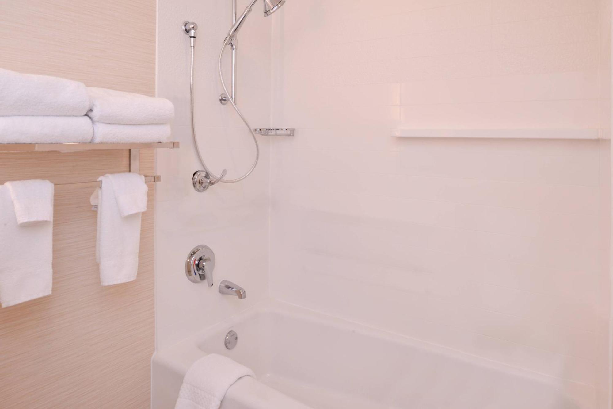 Fairfield Inn & Suites By Marriott Plymouth White Mountains Kültér fotó